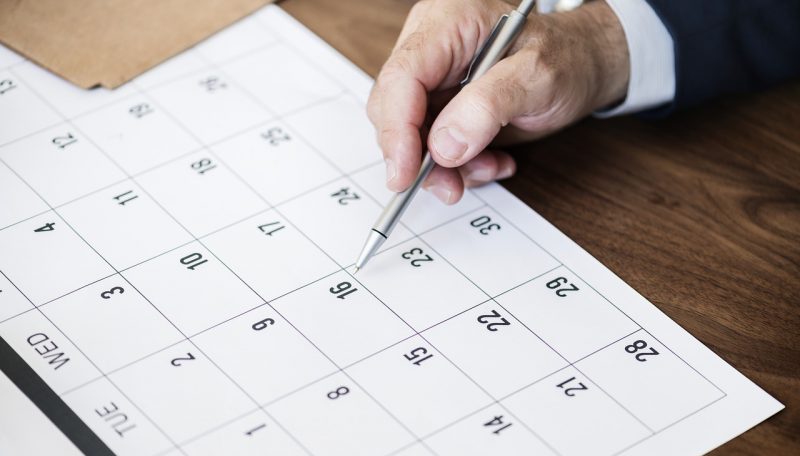 カレンダーで予定を管理