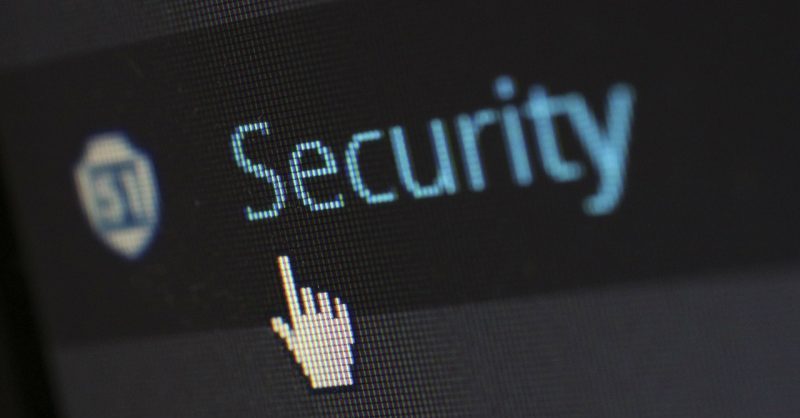 ハッカーから守る